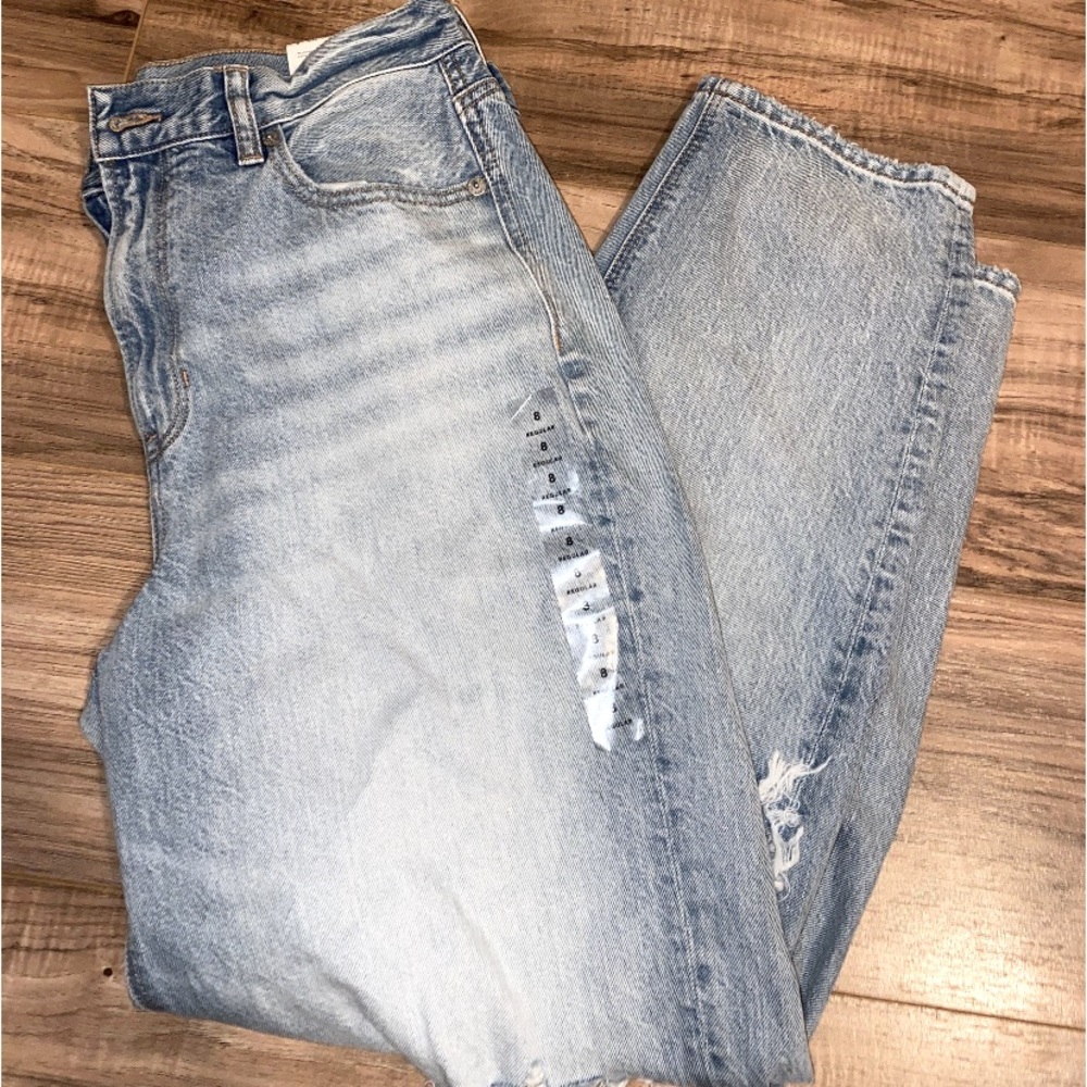 American Eagle Mom Jeans